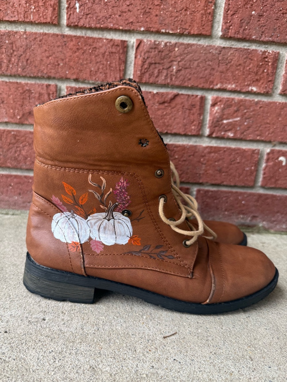 Hand Painted - Women’s Brown Fall Floral & Pumpkin - Combat Boot & Knit Collar - Picture 3 of 9